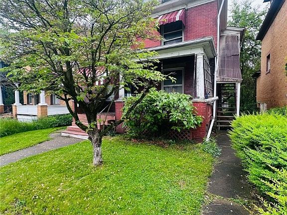 2nd image of 326 W Brady St