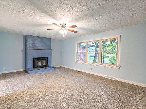 5th image of 2138 Knoll Dr