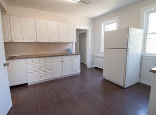 225 Lincoln St, Welland, ON L3B4M8