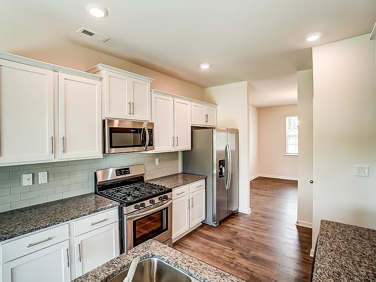 7018 Pennyroyal Way — Photo 6