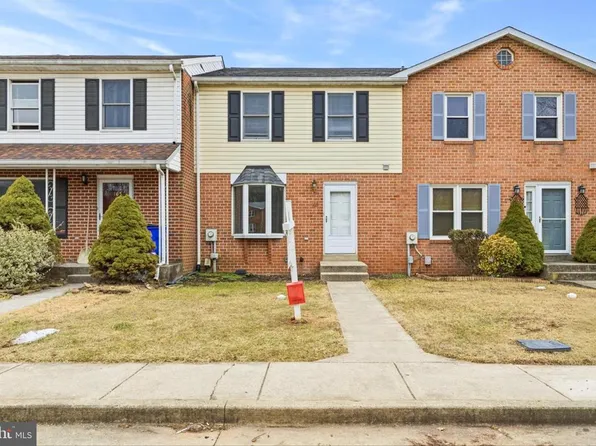 103 E Hammaker St, Thurmont, MD 21788