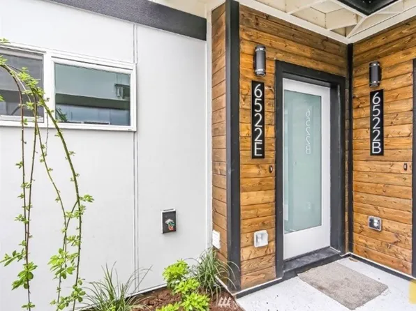 6522 24th Ave NW #E, Seattle, WA 98117