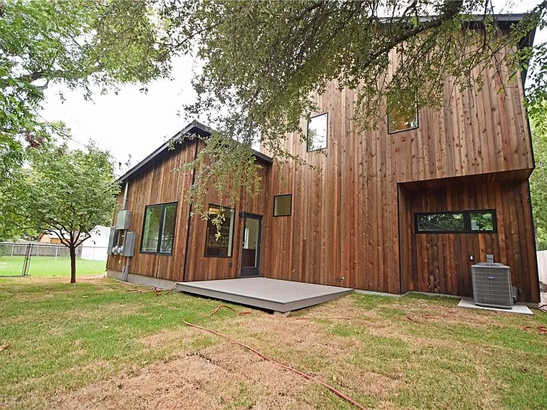 5405 Sunshine Dr #2 — Photo 26