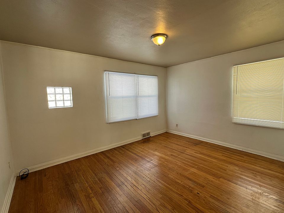 1st image of 8332 Orchard Ave