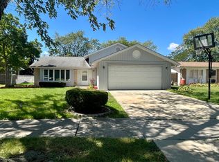 22554 Pleasant Dr, Richton Park, IL 60471