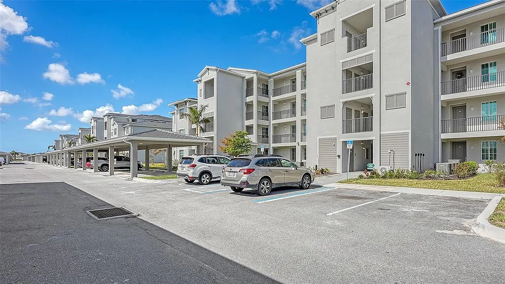 2 bed, 2.0 bath, 1283 sqft, $6,000 — Photo 1