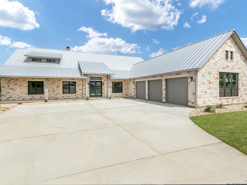 1st image of 115 Fig Leaf Ct