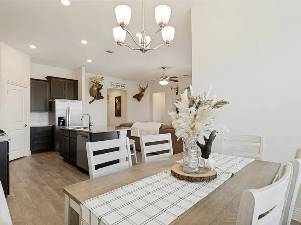 2817 Half Moon Rd, Aubrey, TX 76227
