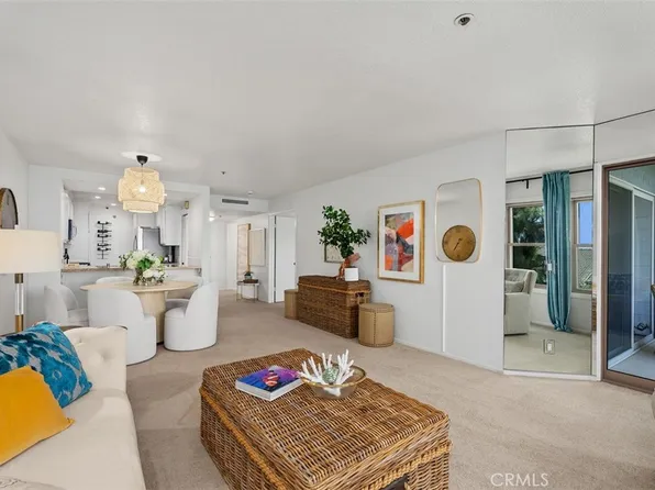 260 Cagney Ln APT 206, Newport Beach, CA 92663