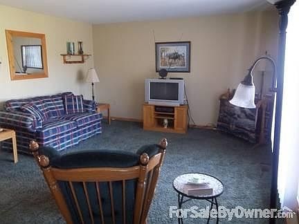 Living Room
						:
						view from front door entrance