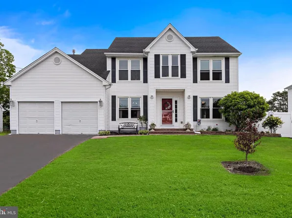 153 Neptune Dr, Manahawkin, NJ 08050