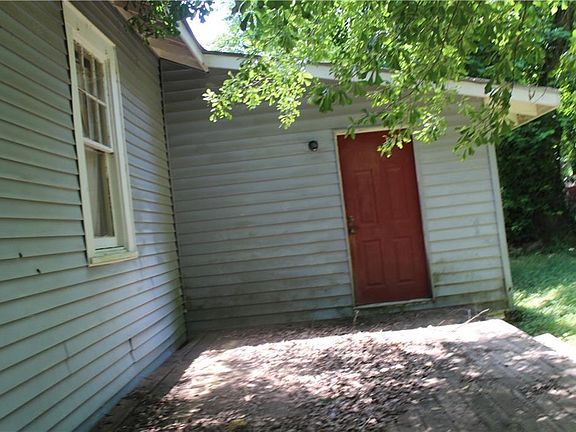 2nd image of 1542 Payne Ave