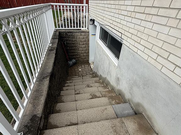 5th image of 78 Brampton Rd