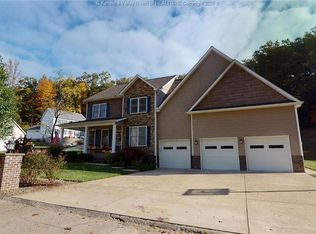 321 Killarney Rd, Winfield, WV 25213