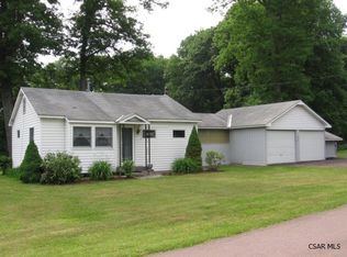 202 Stepping Stone Rd, Somerset, PA 15501