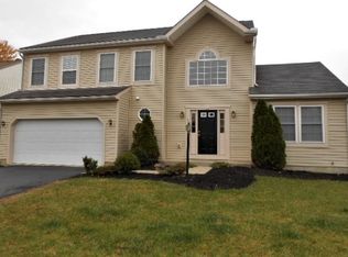 1719 Convair Dr, Galloway, OH 43119