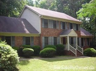 4359 Inns Brook Dr, Snellville, GA 30039
