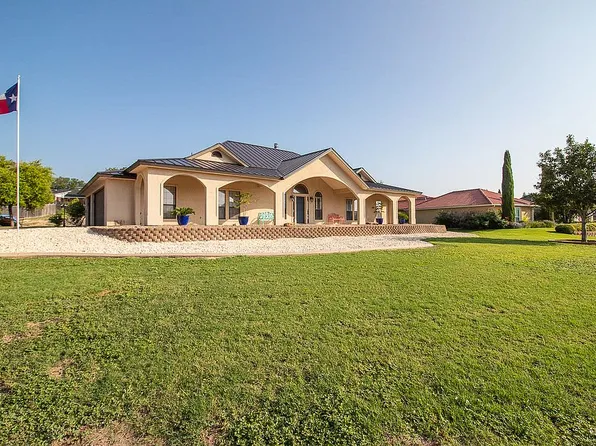 6002 Westminster Ln, San Angelo, TX 76901