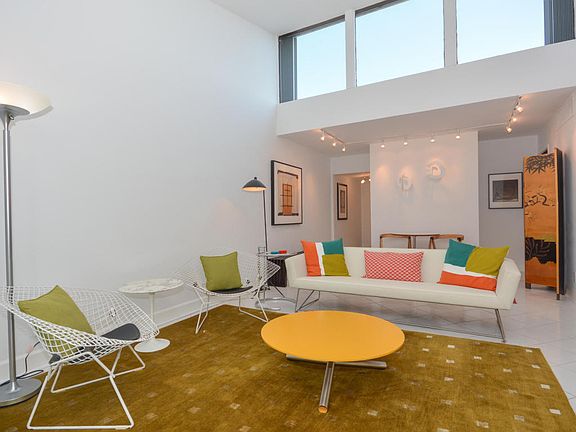 3rd image of 2561 Boundbrook Blvd APT 210