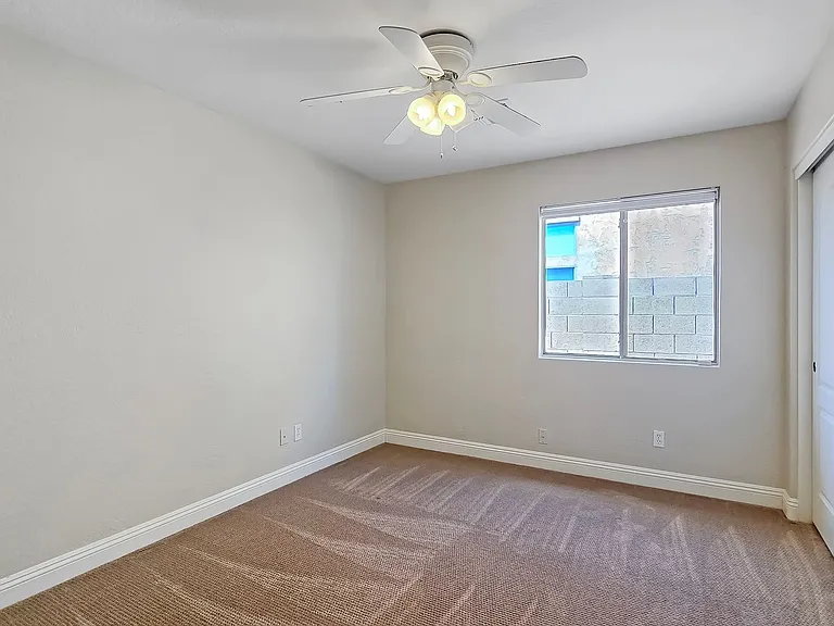 25673 W Northern Lights Way — Photo 29