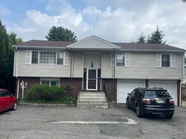 192 W Mount Pleasant Ave, Livingston, NJ 07039