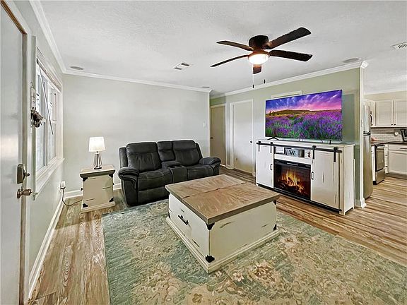 3rd image of 6640 Highway 3059