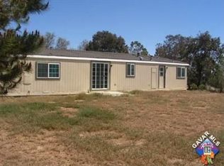 9081 58th St W, Mojave, CA 93501