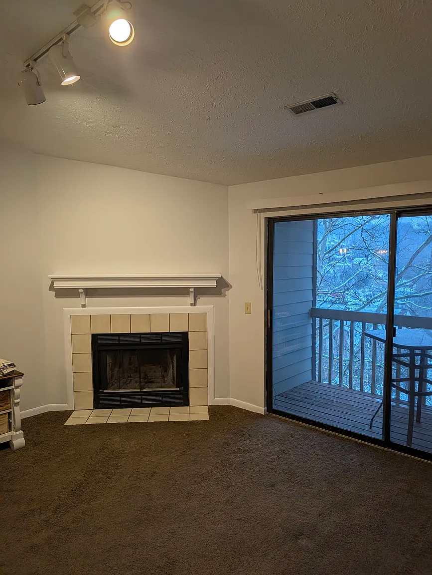 72 View Terrace Dr Suite 12 photo 1