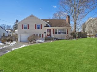12 Audobon Rd, Livingston, NJ 07039