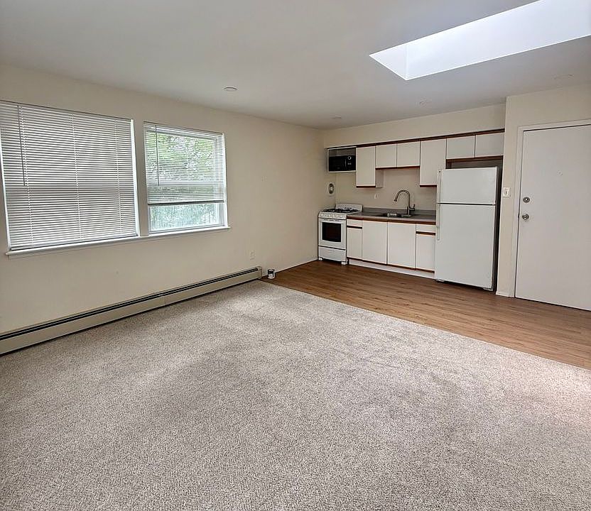 1st image of 2061 Washington Ave Floor 2