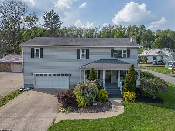 3rd image of 1700 Pleasant Valley Rd