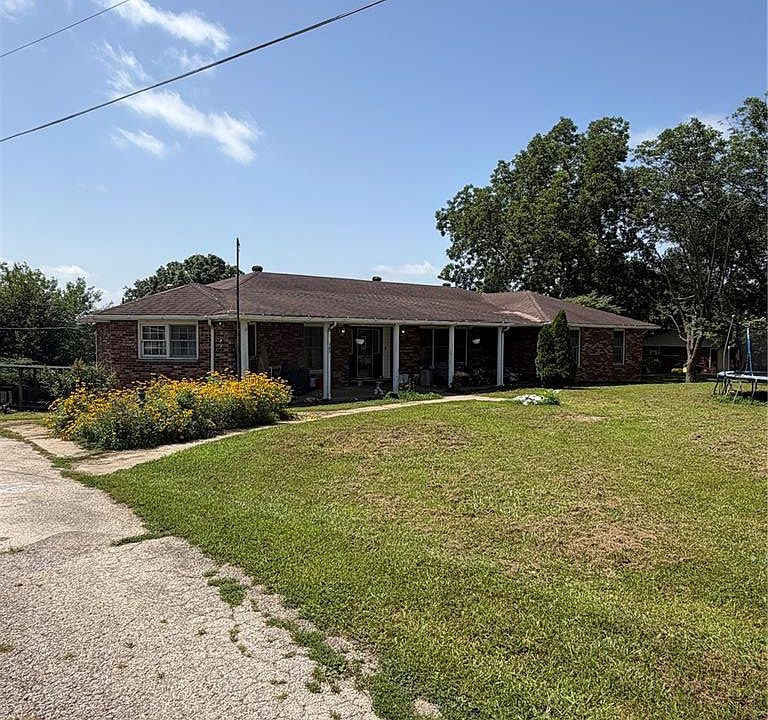 1st image of 121 County Road 343