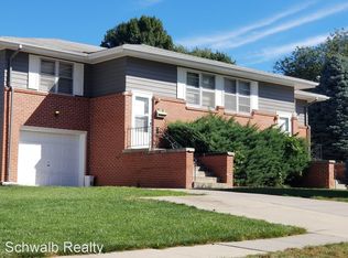 4952 Bancroft St, Omaha, NE 68106