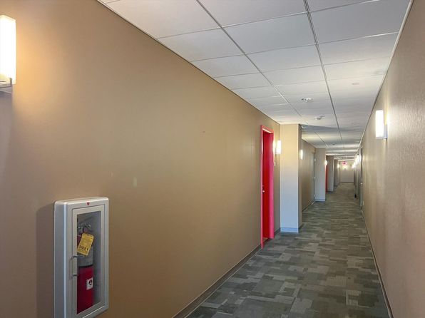 301 N Neil St #808-809, Champaign, IL 61820
