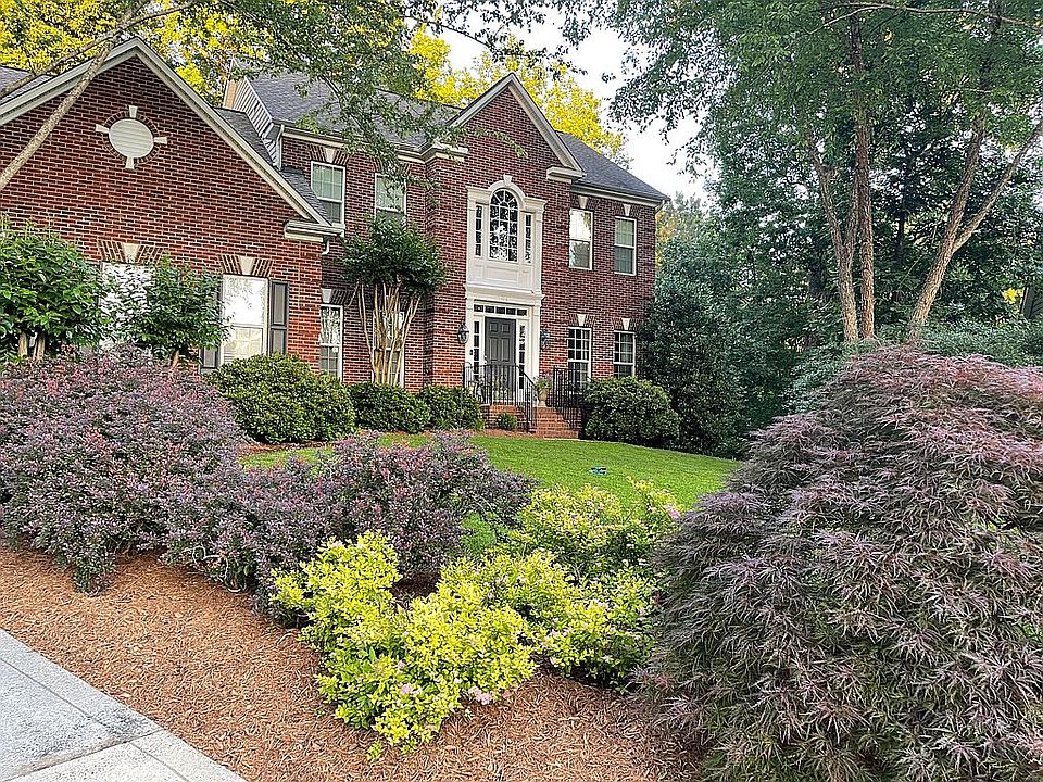 2nd image of 104 Tree Branch Ct