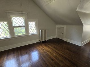 85 Grove St FLOOR 2, Montclair, NJ 07042