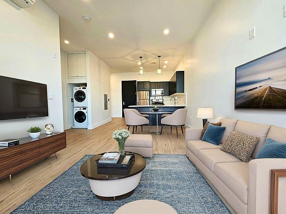 2nd image of 720 Park Ave #2G