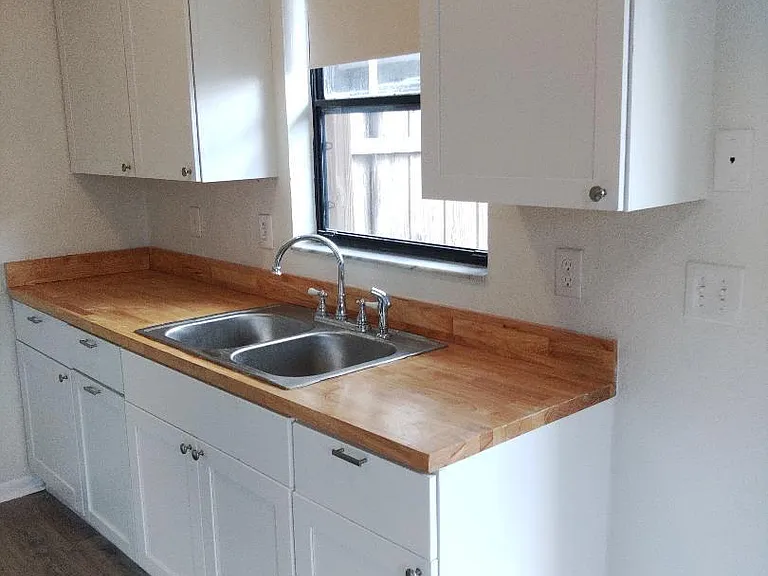 1187 E Spruce St #A — Photo 6