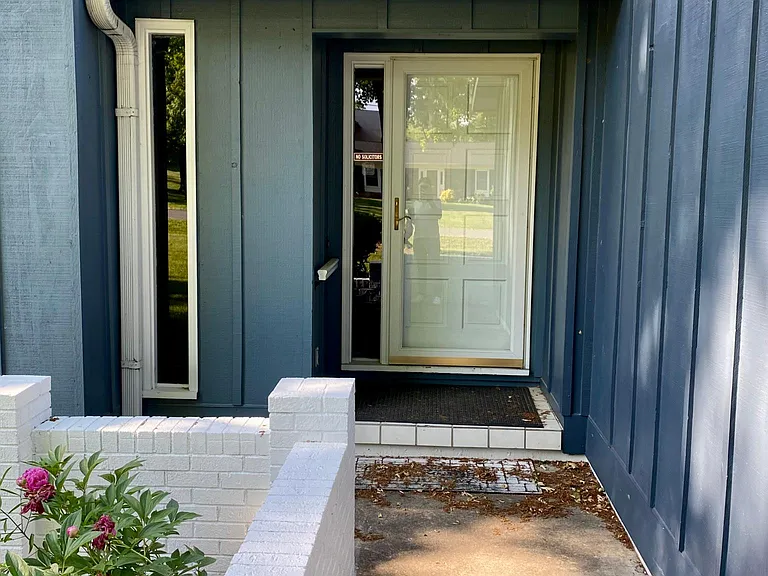 3827 Cavalier Dr — Photo 5