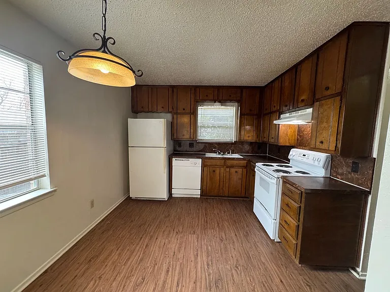 5604 Macgregor Dr — Photo 14