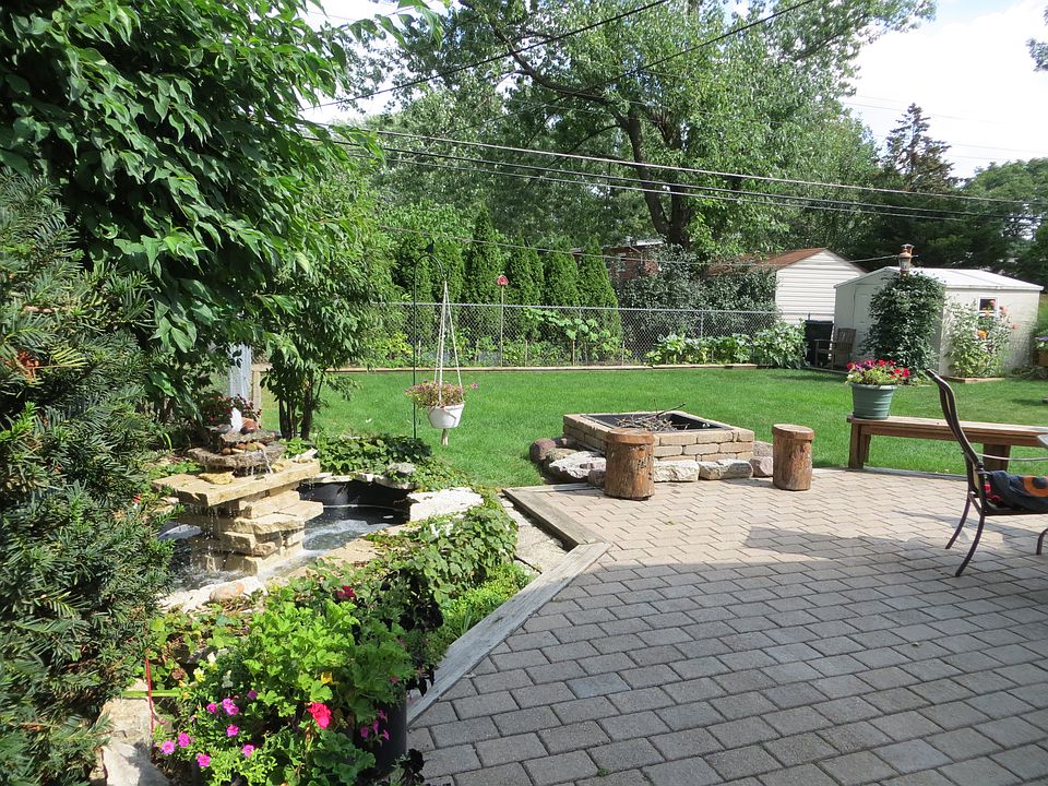 1st image of 253 Pinehurst Dr