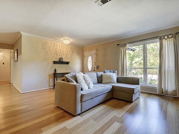5th image of 2621 Barton Hills Dr