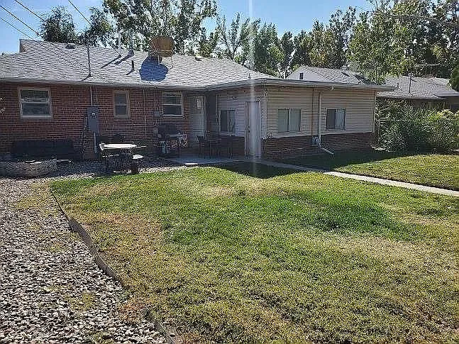 1354 Mesa Ave — Photo 5