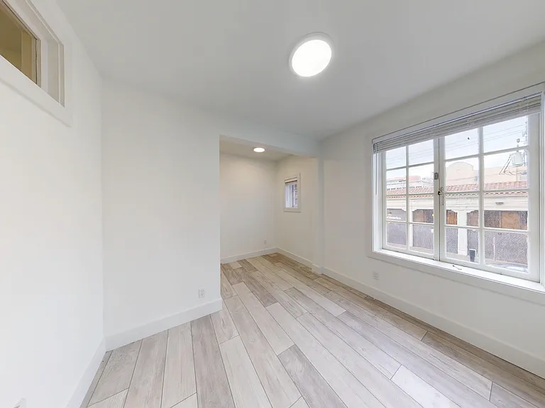 2500 Durant Avenue — Photo 4