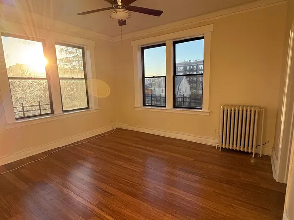 22 73rd Street image 3 of 9