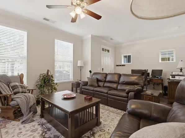 3014 Bienville Dr, Smyrna, TN 37167