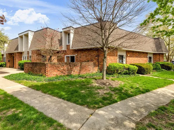 1568 Lafayette Dr, Upper Arlington, OH 43220