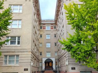 Fountain Place Apartments, Portland, OR 97205