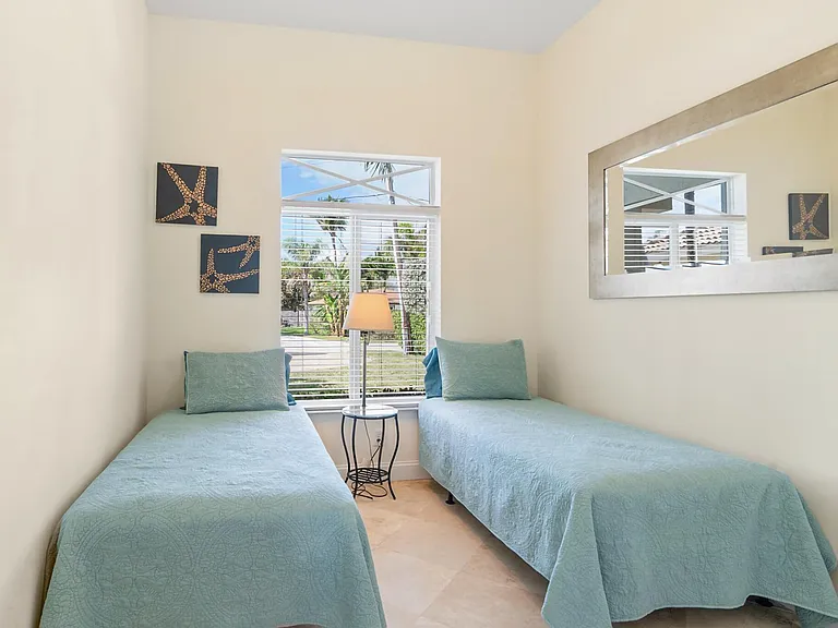 3219 Karen Dr — Photo 16