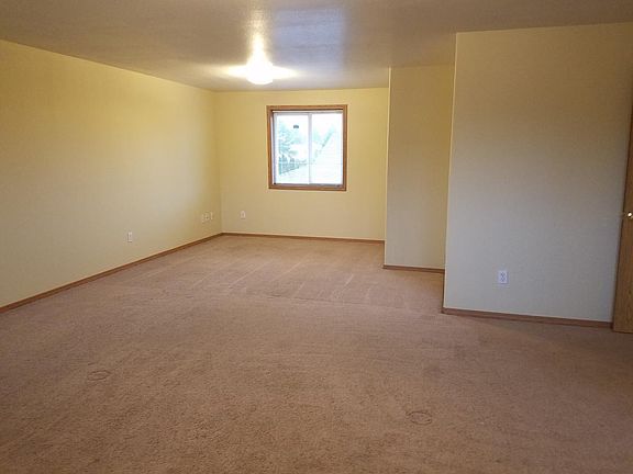 2nd image of 2610 NE 176th Ave #House